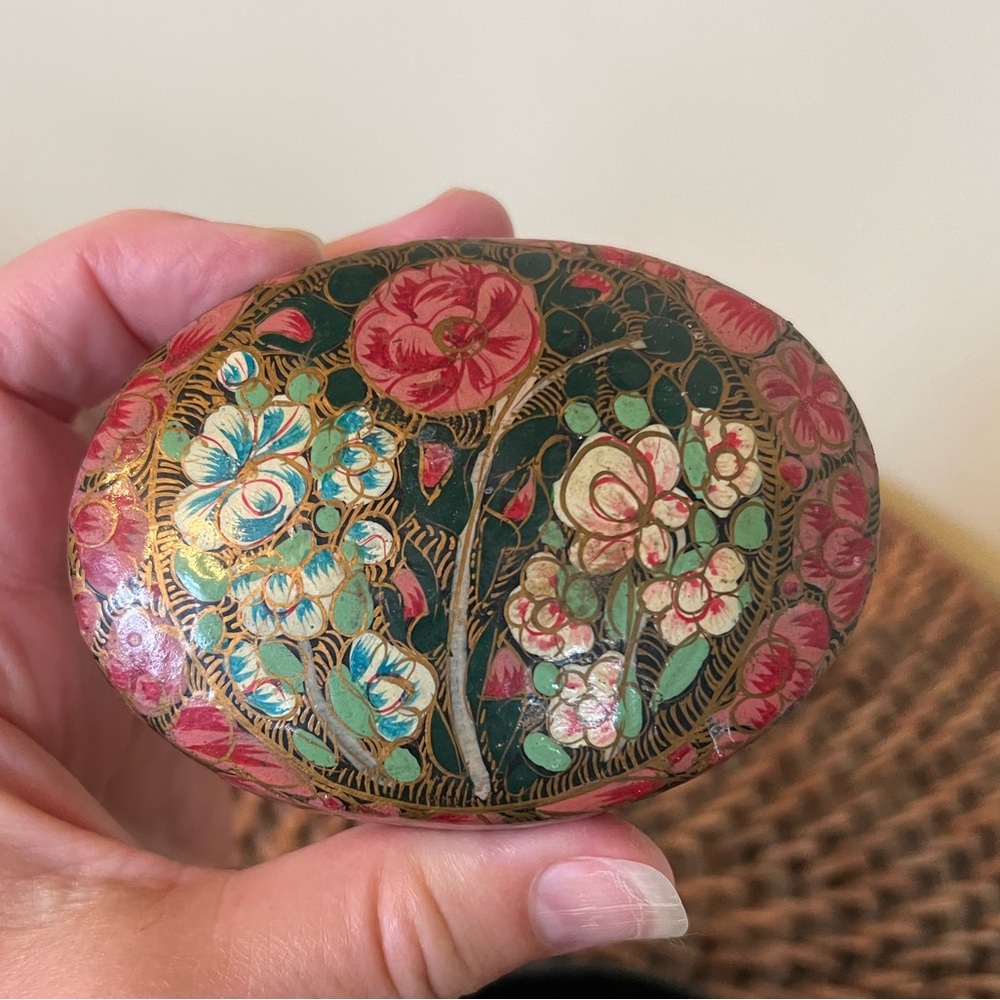 Vintage Kashmiri Trinket Box Indian Floral Paper Mache Lacquered Handmade 3"